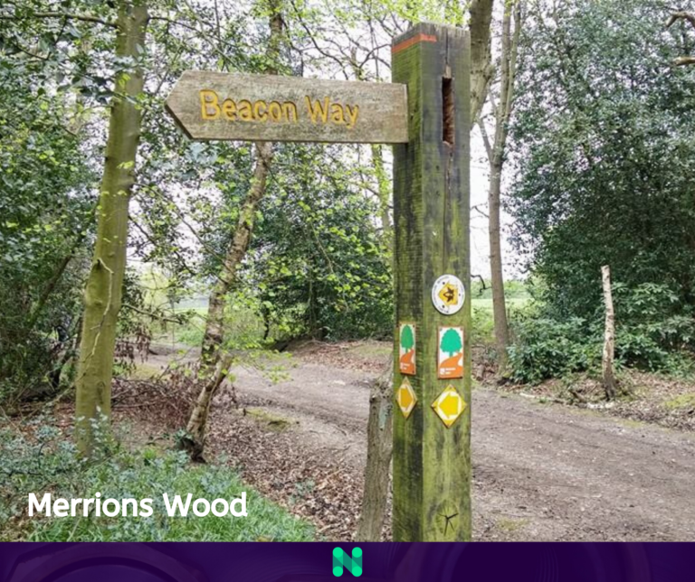 merrions wood signpost